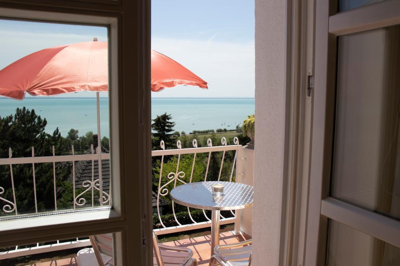 Gyoengyoem Apartman Balatonalmádi Екстериор снимка